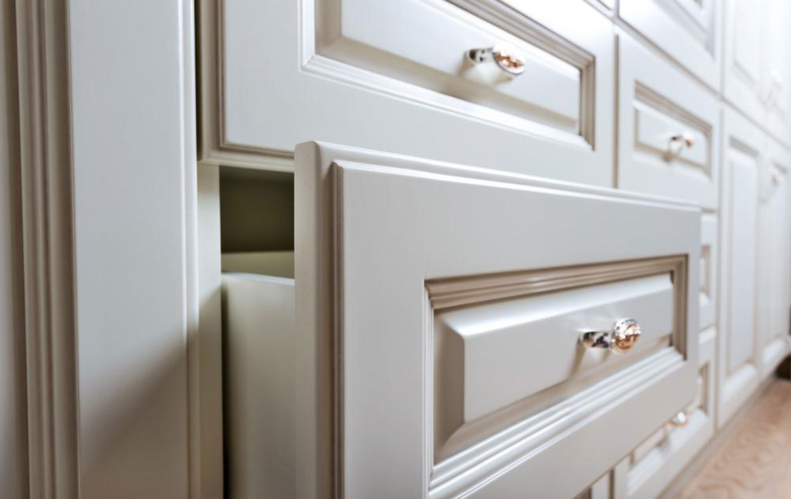 Here’s why you can choose metal storage cabinets over wooden ones